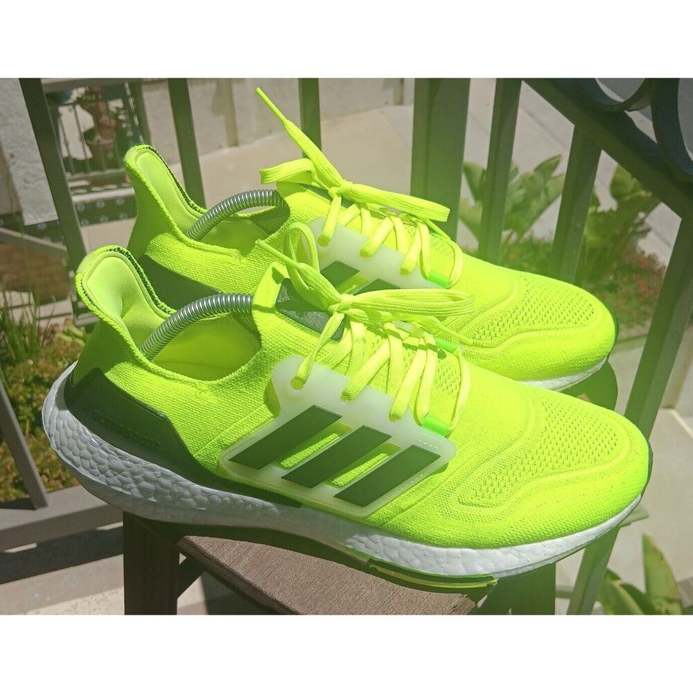 adidas ULTRABOOST 22 MEN'S SHOES GX6639 Solar Yellow/ Core Black Size 10